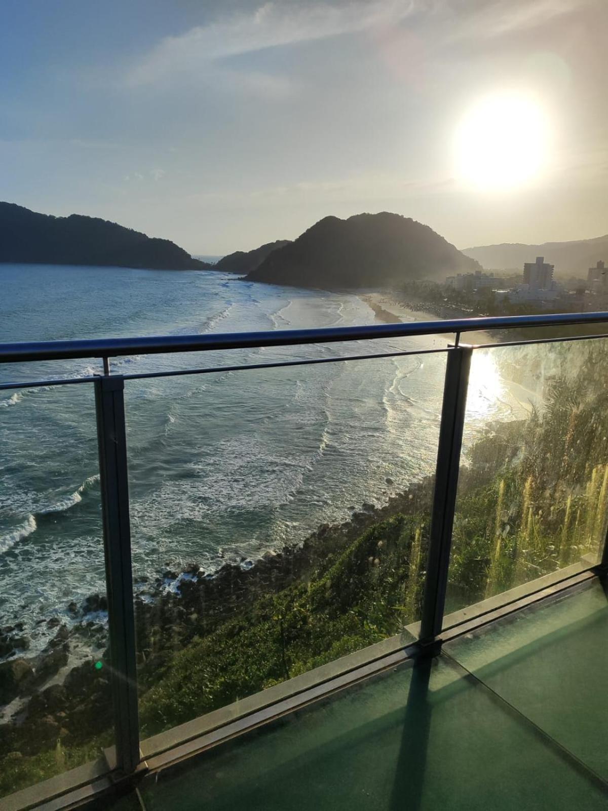 Vila Do Tombo Hotel Гуаружа Екстериор снимка